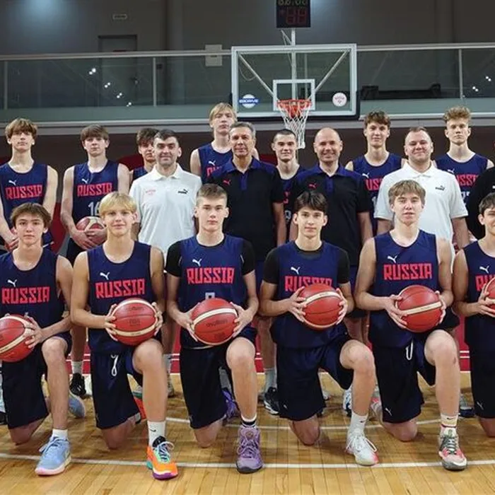 Леонид Фирсов и Даниил Харламов вызваны в сборную России U16